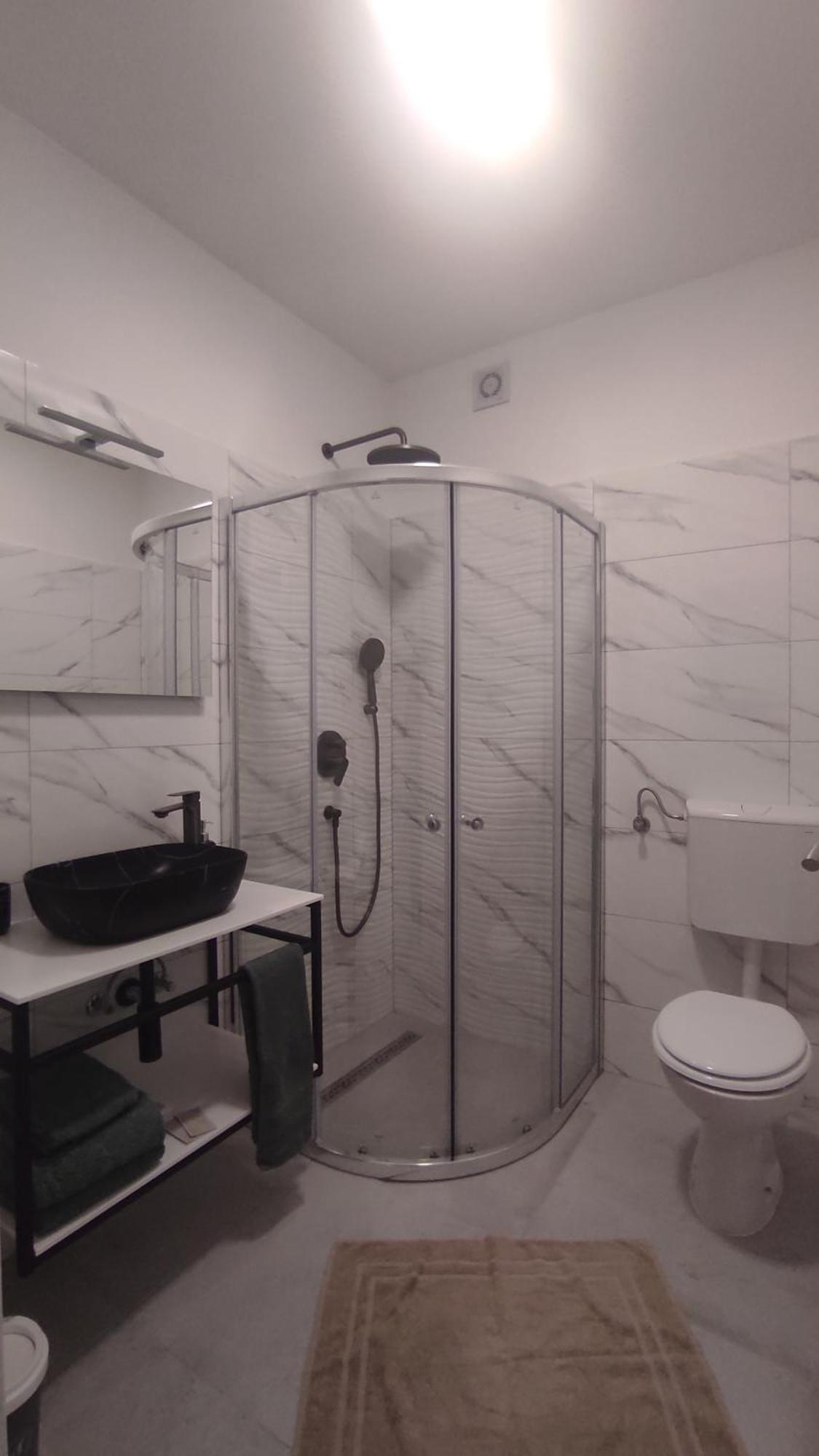 Apartment Nikolena โรวินสโก เซโล ภายนอก รูปภาพ